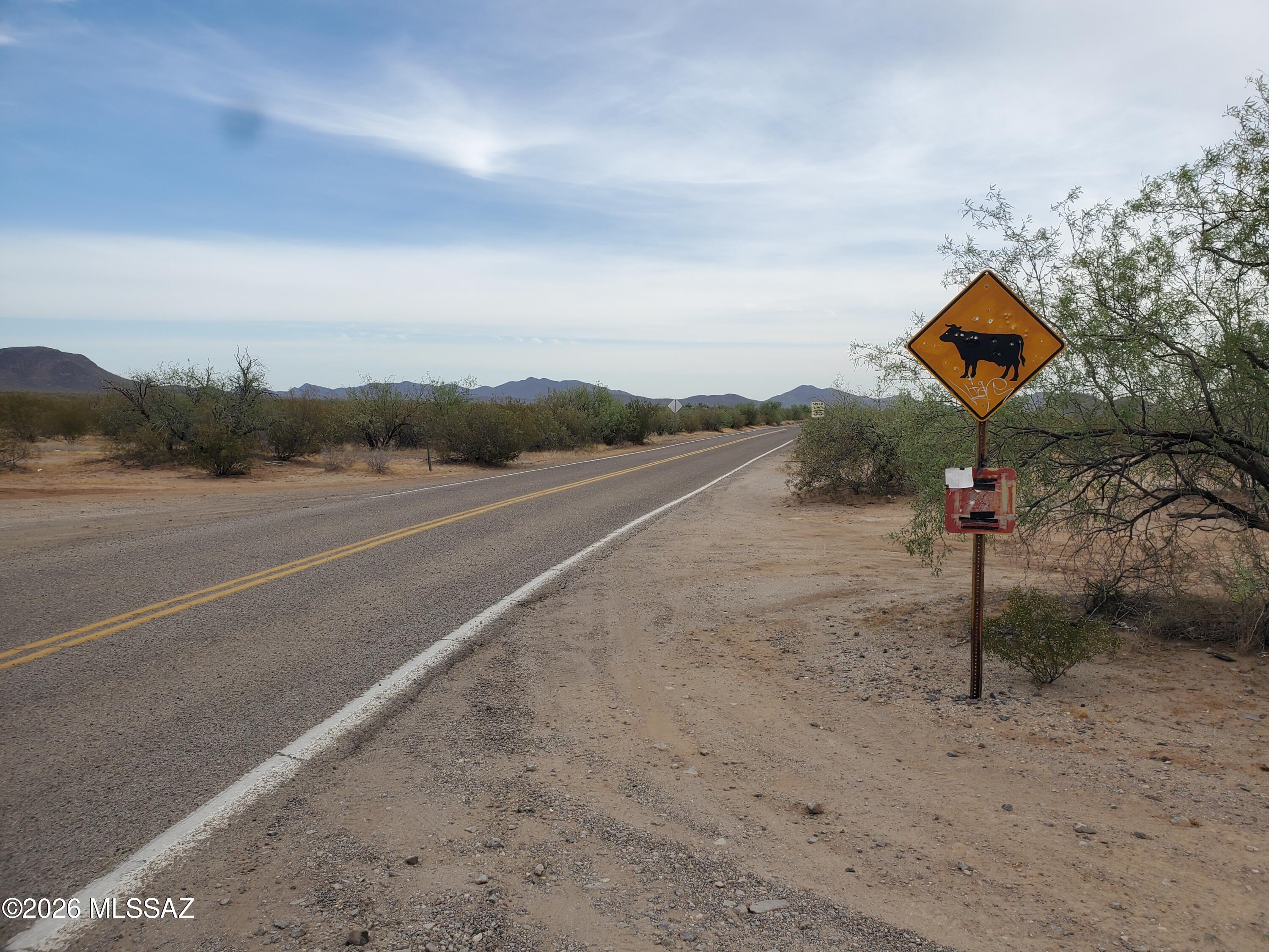7925 South Worden Road Tucson, AZ 85735 - Photo 3 of 20