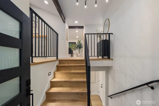 $1,699,998 | 18011 Northeast 196th Street, Woodinville, WA 98077