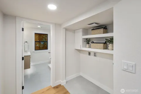 $1,699,998 | 18011 Northeast 196th Street, Woodinville, WA 98077