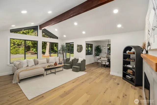 $1,699,998 | 18011 Northeast 196th Street, Woodinville, WA 98077