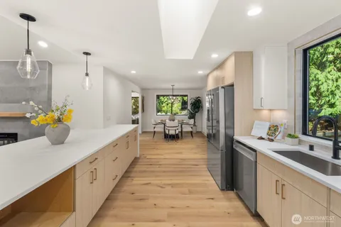 $1,699,998 | 18011 Northeast 196th Street, Woodinville, WA 98077