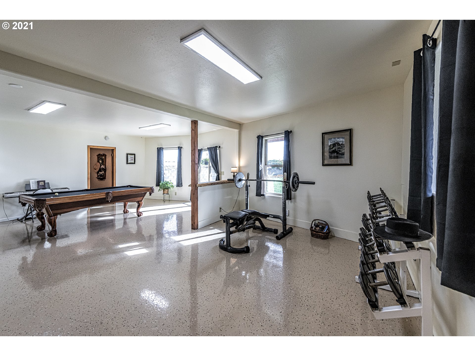81876 Gerking Flat Road Athena, OR 97813 - Photo 25 of 30 a view of a room with gym equipment