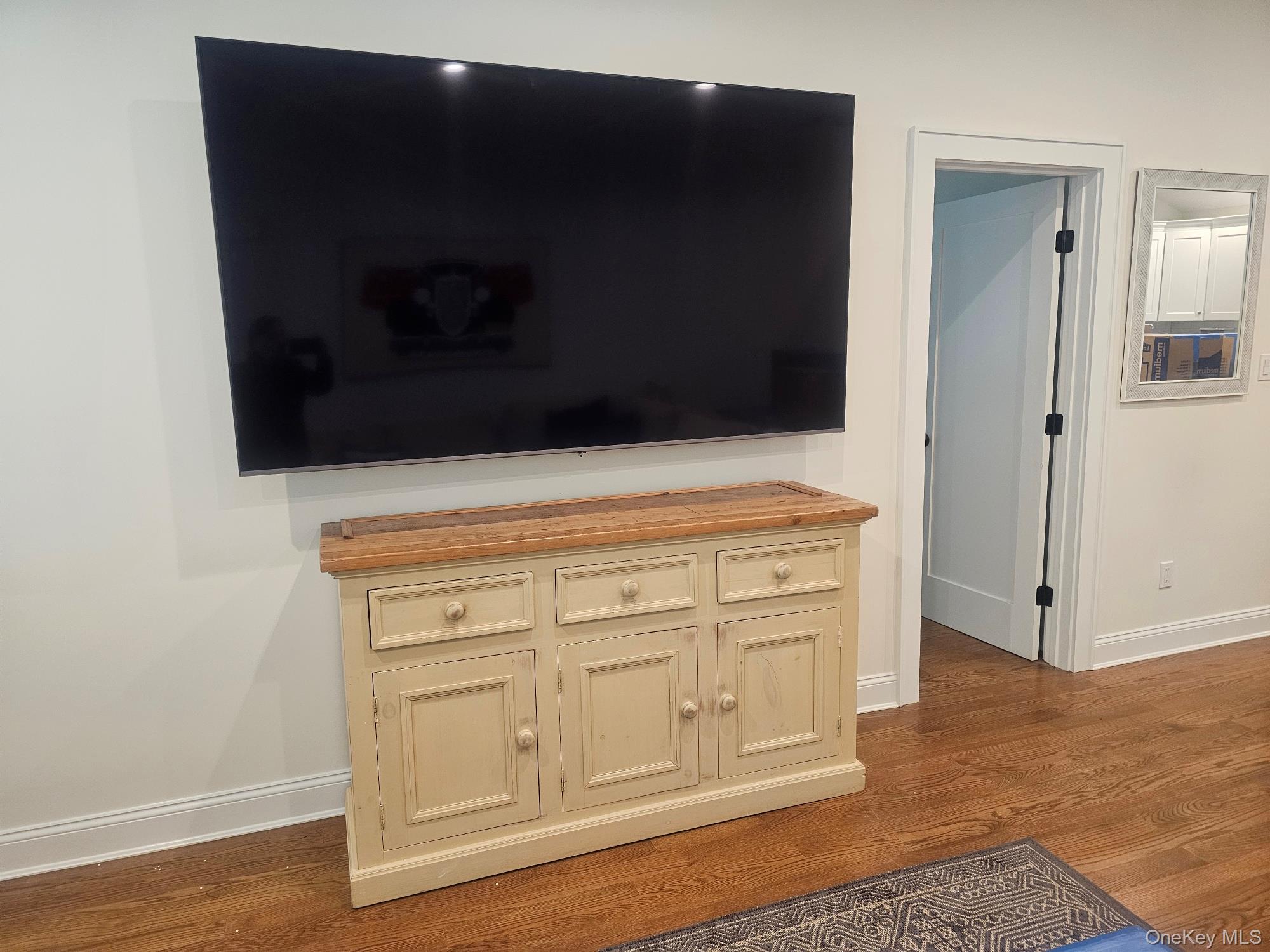 87 Community Road Bay Shore, NY 11706 - Photo 10 of 36