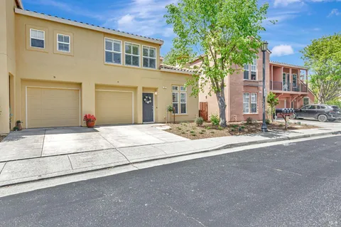 $859,000 | 10 Arnold Drive, Novato, CA 94949