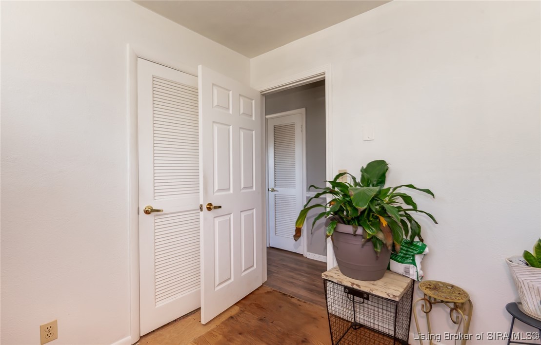 7324 Banet Road Floyds Knobs, IN 47119 - Photo 18 of 46