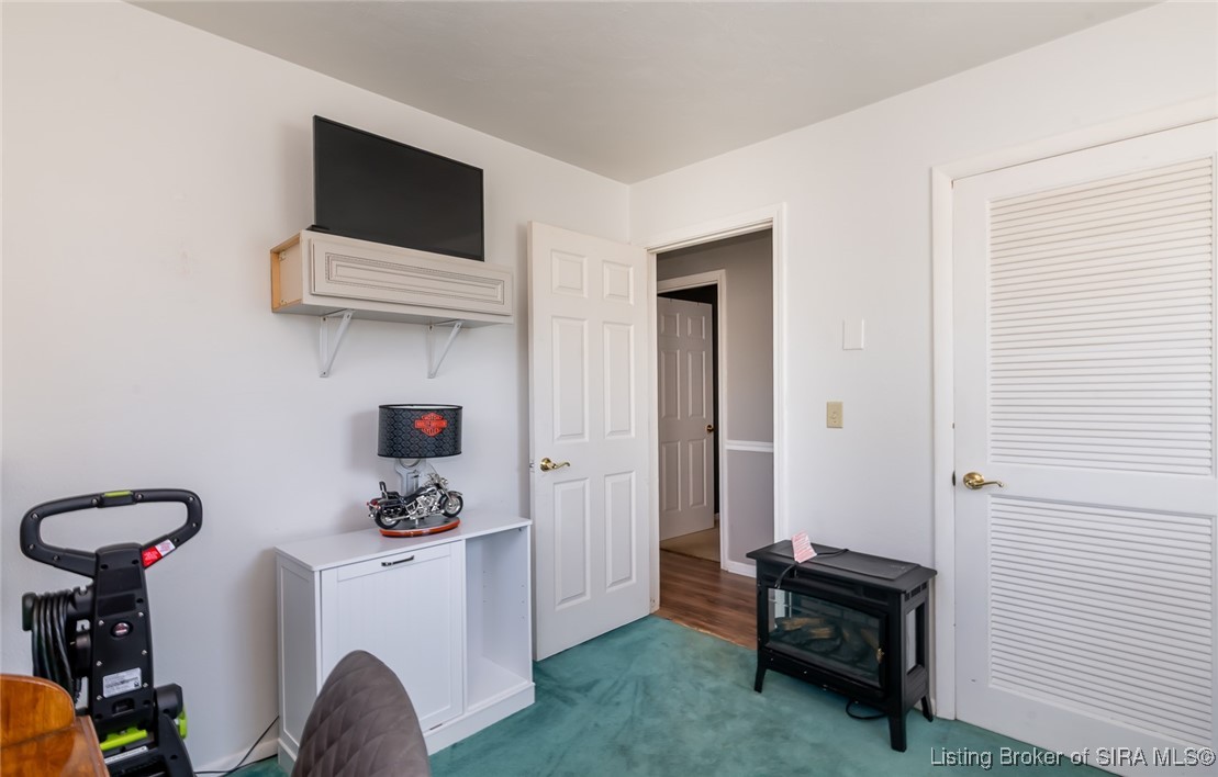 7324 Banet Road Floyds Knobs, IN 47119 - Photo 24 of 46