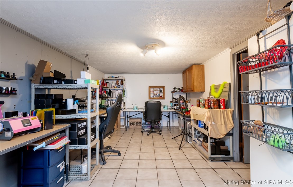 7324 Banet Road Floyds Knobs, IN 47119 - Photo 37 of 46