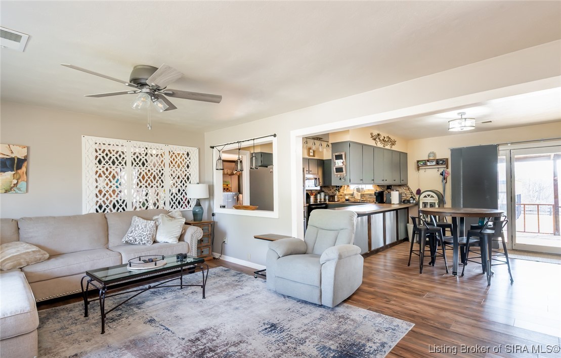 7324 Banet Road Floyds Knobs, IN 47119 - Photo 5 of 46