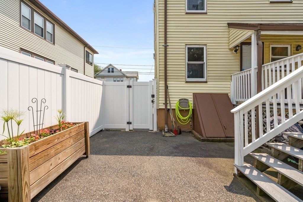 33 Bromfield Street, Unit 33 Watertown, MA 02472 - Photo 20 of 21 a view of a house with a park