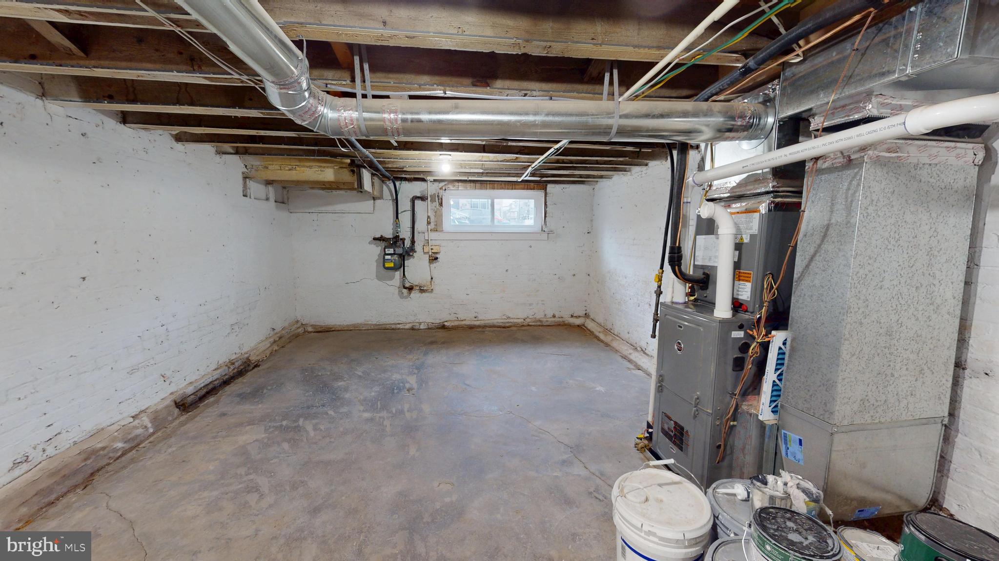 2519 East Fairmount Avenue Baltimore, MD 21224 - Photo 23 of 25 a view of a room with gym equipment