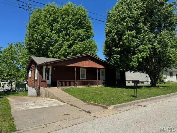 $164,000 | 201 Roberta Street, New Haven, MO 63068