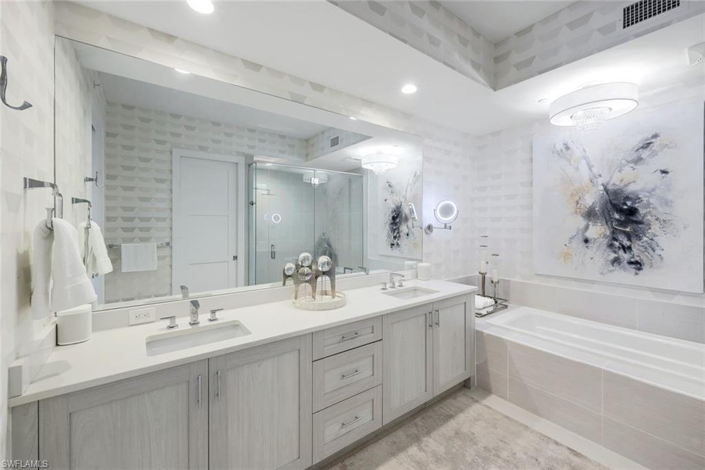 1135 3rd Avenue South, Unit 209 Naples, FL 34102 - Photo 13 of 31 Primary Bath