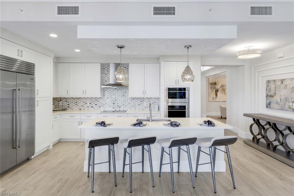 1135 3rd Avenue South, Unit 209 Naples, FL 34102 - Photo 6 of 31 Chef's Kitchen
