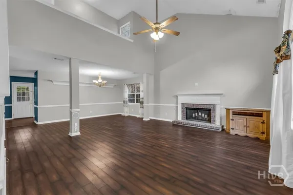 $2,800 | 138 Penn Station, Savannah, GA 31410