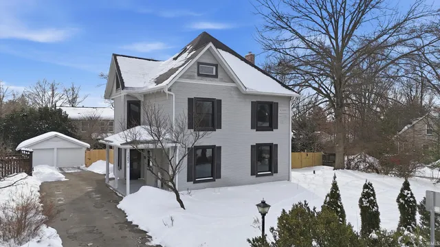 $699,000 | 1202 East Maxwell Lane, Bloomington, IN 47401