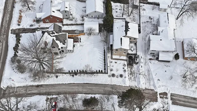 $699,000 | 1202 East Maxwell Lane, Bloomington, IN 47401