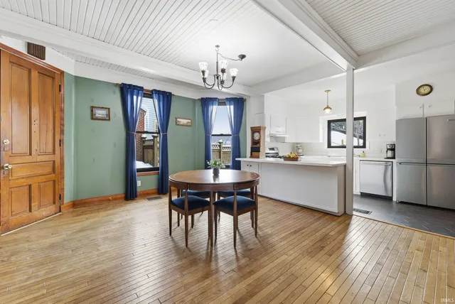 $699,000 | 1202 East Maxwell Lane, Bloomington, IN 47401