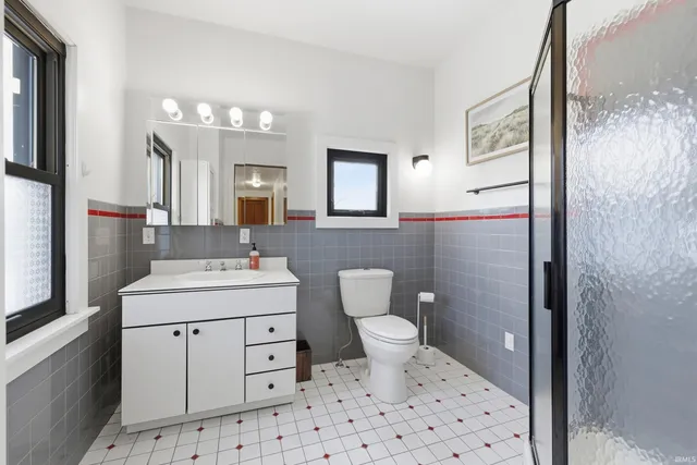 $699,000 | 1202 East Maxwell Lane, Bloomington, IN 47401