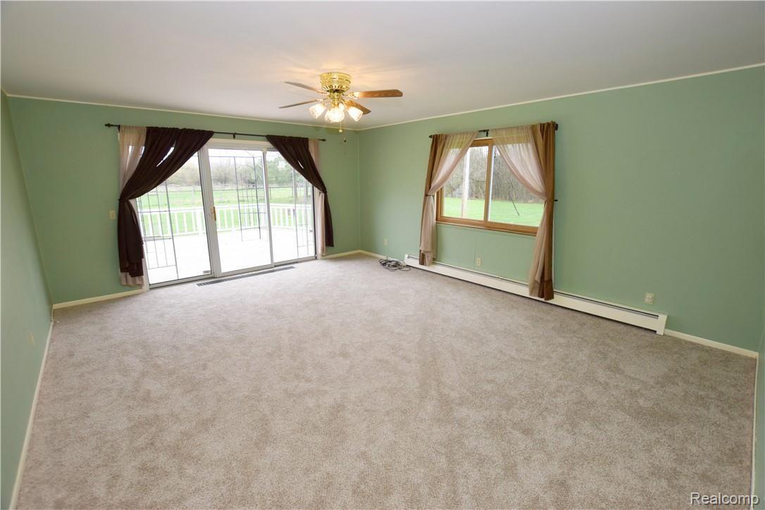 4305 South Genesee Road Grand Blanc, MI 48439 - Photo 10 of 26 Master Bedroom - Entry Level