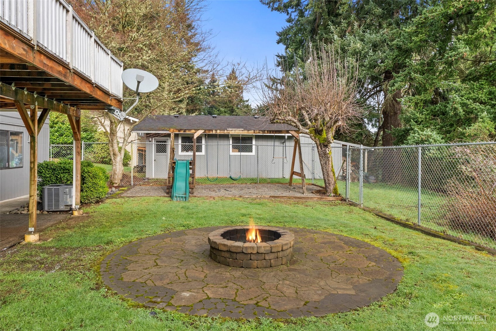 360 Byrd Street Centralia, WA 98531 - Photo 38 of 38 a view of a house with backyard and sitting area