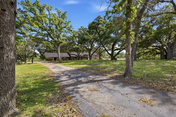 $475,000 | 214 Farm To Market Road 109, New Ulm, TX 78950