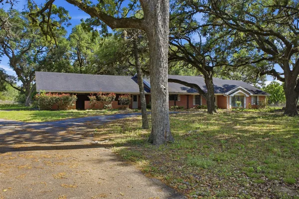 $475,000 | 214 Farm To Market Road 109, New Ulm, TX 78950