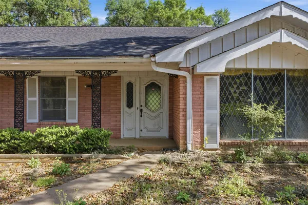 $475,000 | 214 Farm To Market Road 109, New Ulm, TX 78950