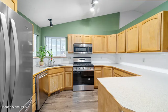 $466,000 | 2325 North MacKenzie Drive, Post Falls, ID 83854