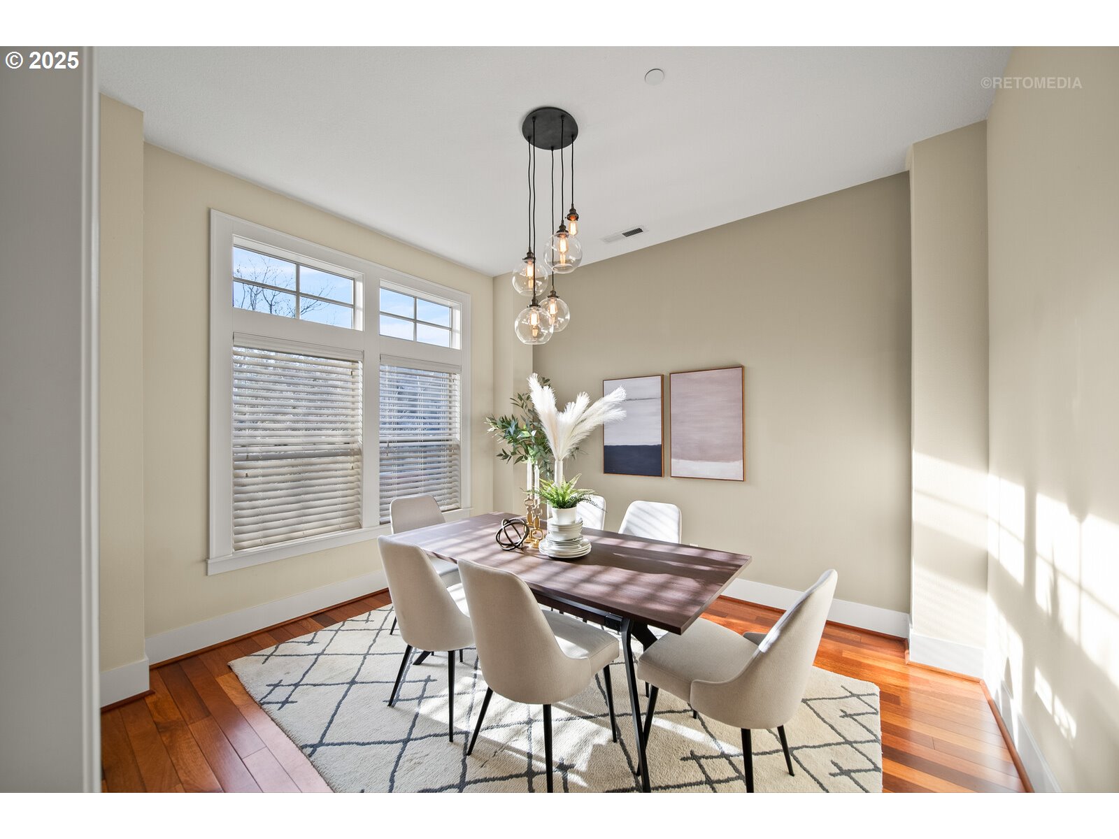 10225 Southwest Taylor Street Portland, OR 97225 - Photo 4 of 43 a dining room with furniture and window