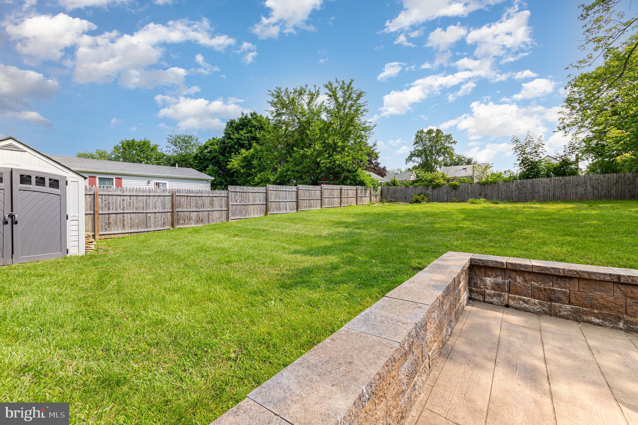 4116 Kahlston Road Baltimore, MD 21236 - Photo 31 of 37 a view of backyard with green space