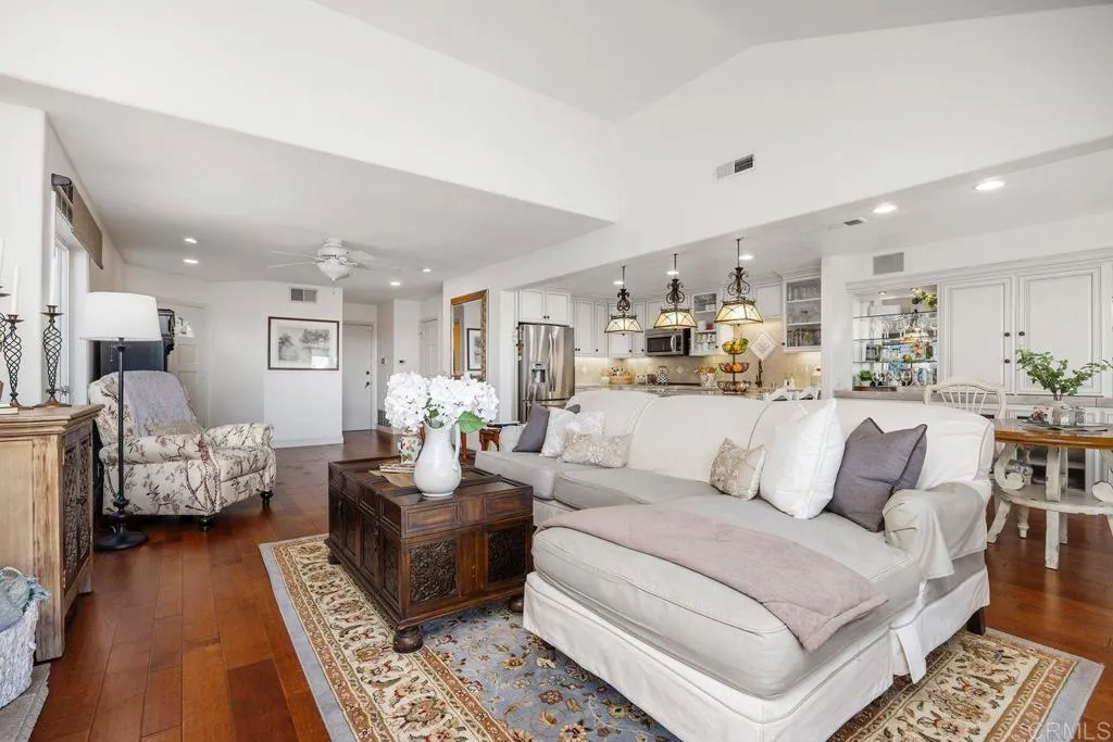 7139 Linden Terrace Carlsbad, CA 92011 - Photo 12 of 46