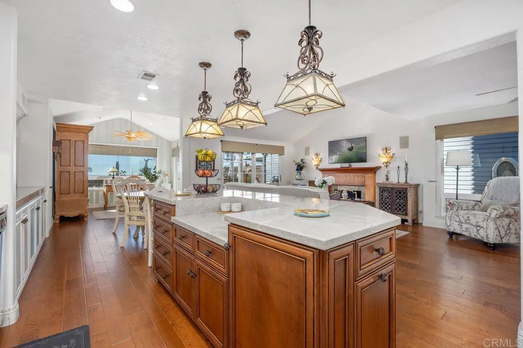 7139 Linden Terrace Carlsbad, CA 92011 - Photo 16 of 46