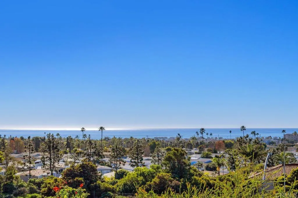 7139 Linden Terrace Carlsbad, CA 92011 - Photo 22 of 46