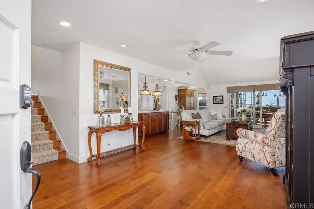 7139 Linden Terrace Carlsbad, CA 92011 - Photo 9 of 46