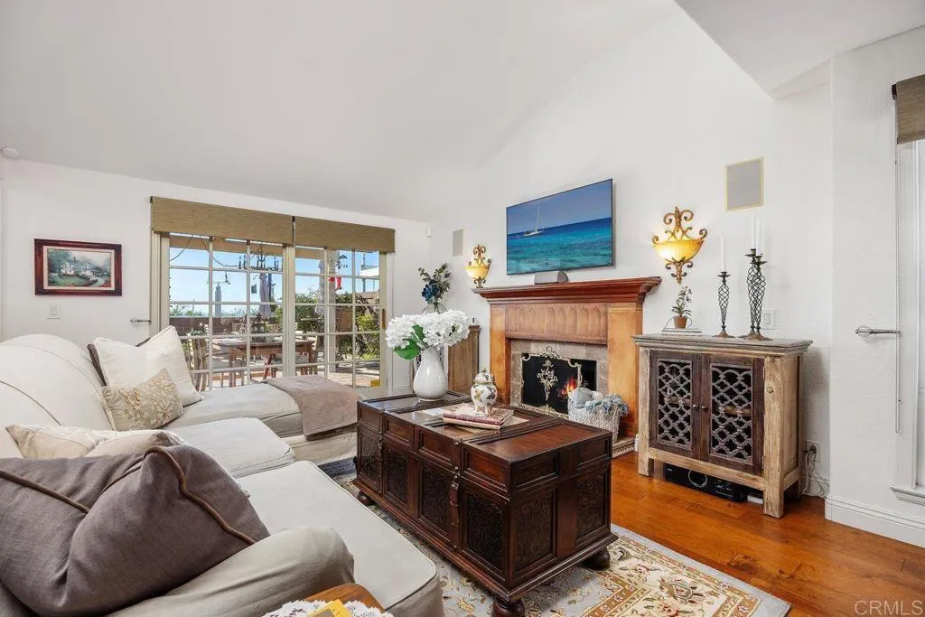 7139 Linden Terrace Carlsbad, CA 92011 - Photo 10 of 46