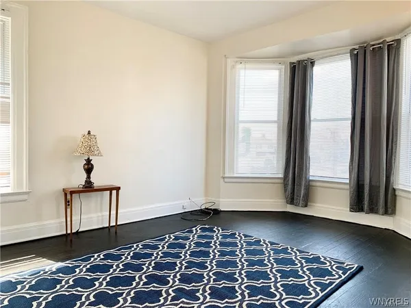 $1,200 | 2449 Delaware Avenue, Buffalo, NY 14216