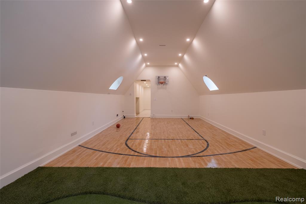 3431 Crooks Road Troy, MI 48084 - Photo 41 of 50