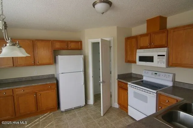 $1,450 | 2204 Saddleback Drive, Unit A, Winterville, NC 28590