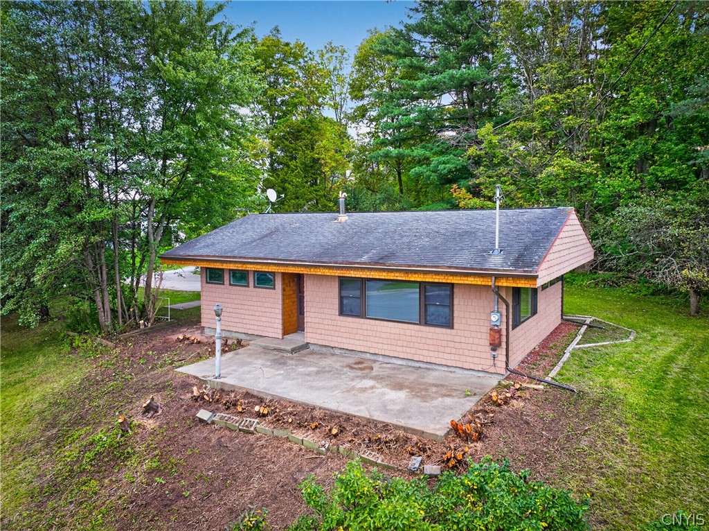 4394 New Paris Road New Hartford, NY 13413 - Photo 4 of 50 Gallery Image 4