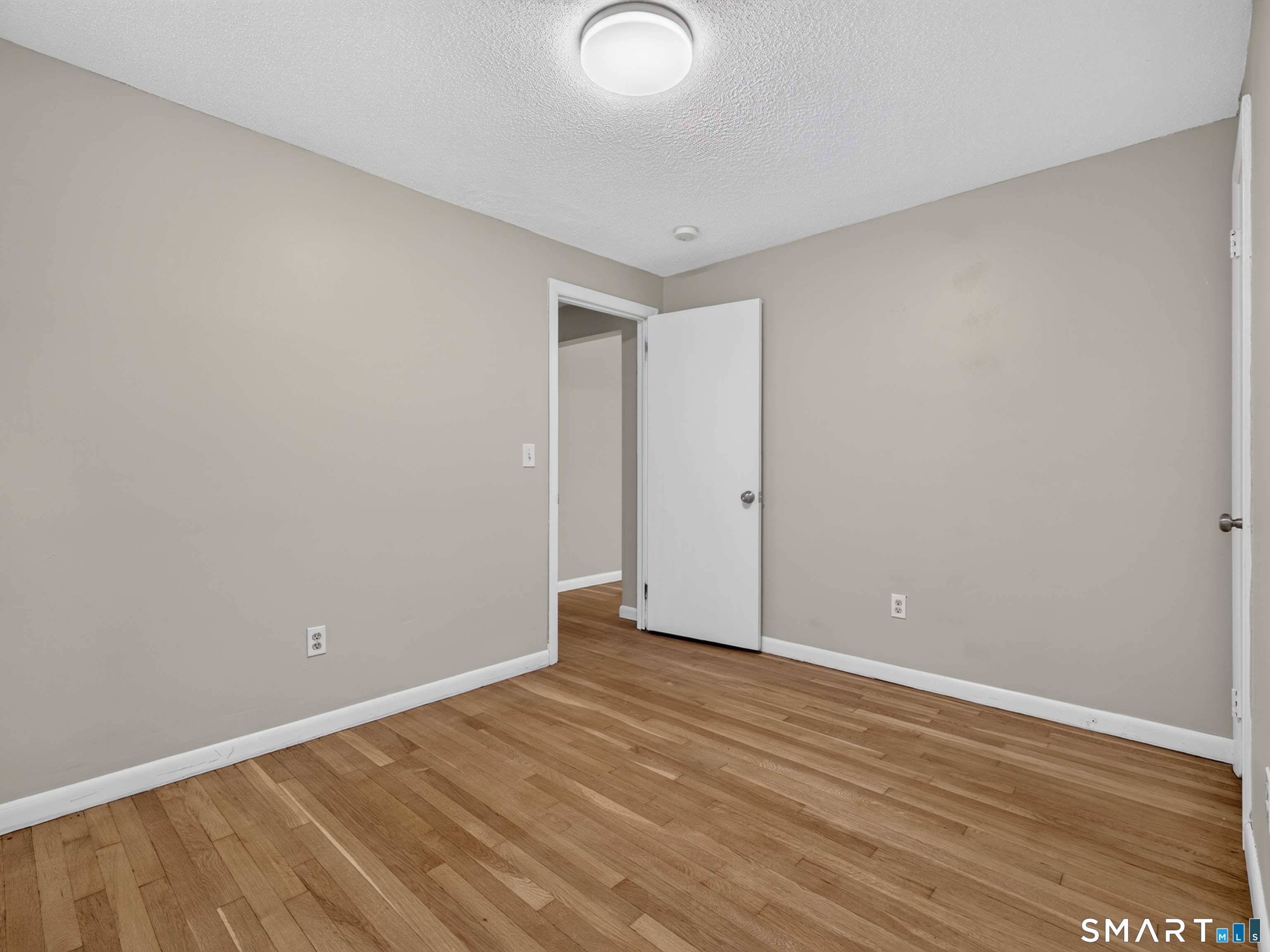161 Broad Street Groton, CT 06340 - Photo 28 of 35