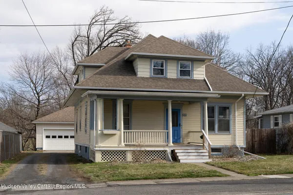 $3,750 | 66 Glenwood Boulevard, Hudson, NY 12534