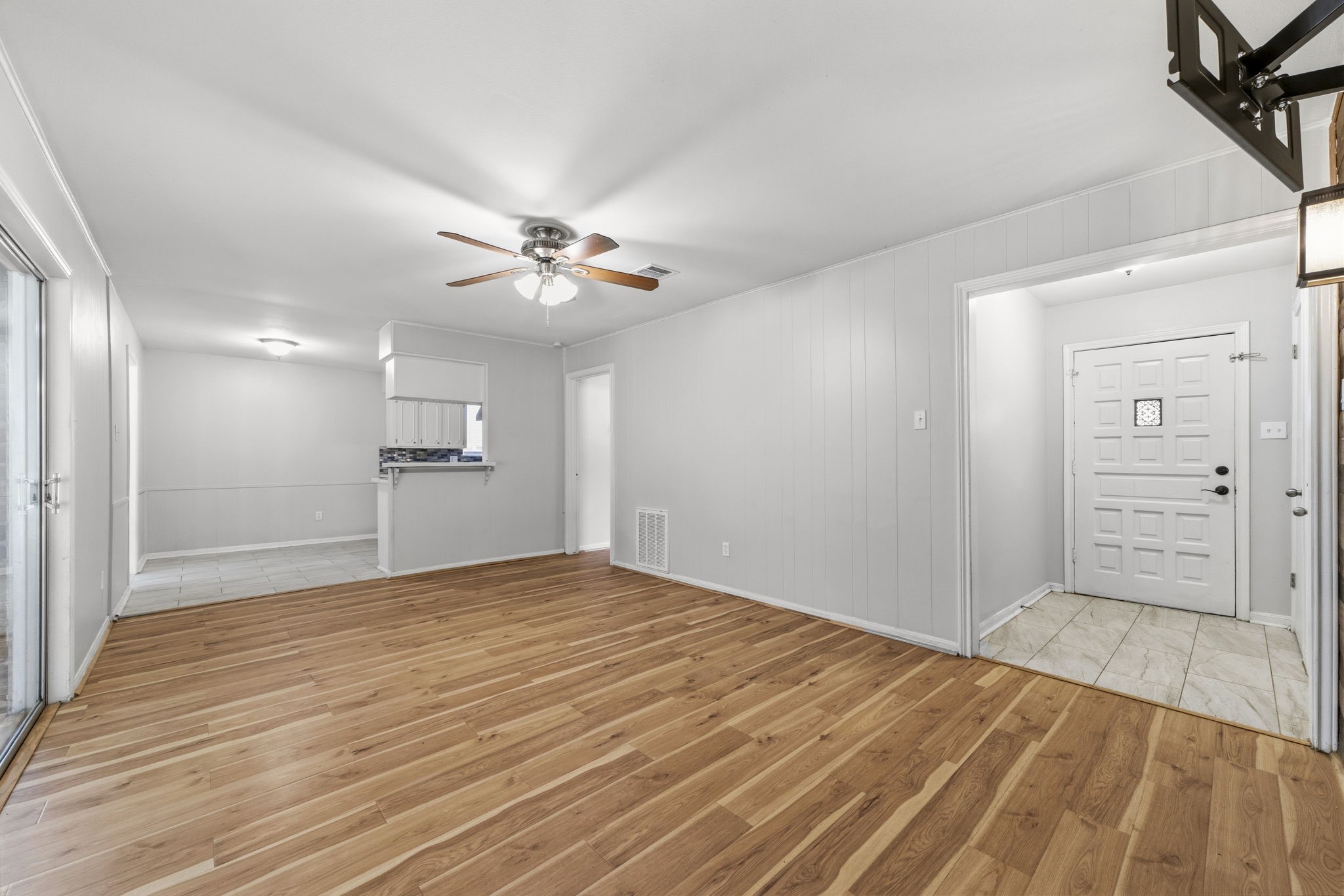 3507 Lake Ridge Bend Spring, TX 77380 - Photo 6 of 37