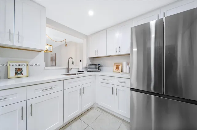 $2,200 | 8005 Southwest 107th Avenue, Unit 122, Miami, FL 33173