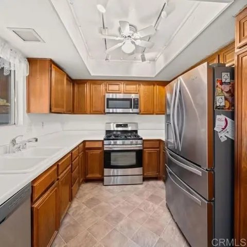 $2,600 | 2536 West Orange Avenue, El Centro, CA 92243