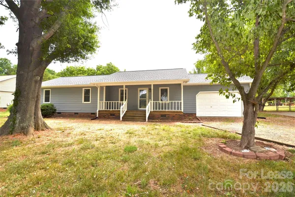 $1,950 | 13809 Mayes Road, Huntersville, NC 28078