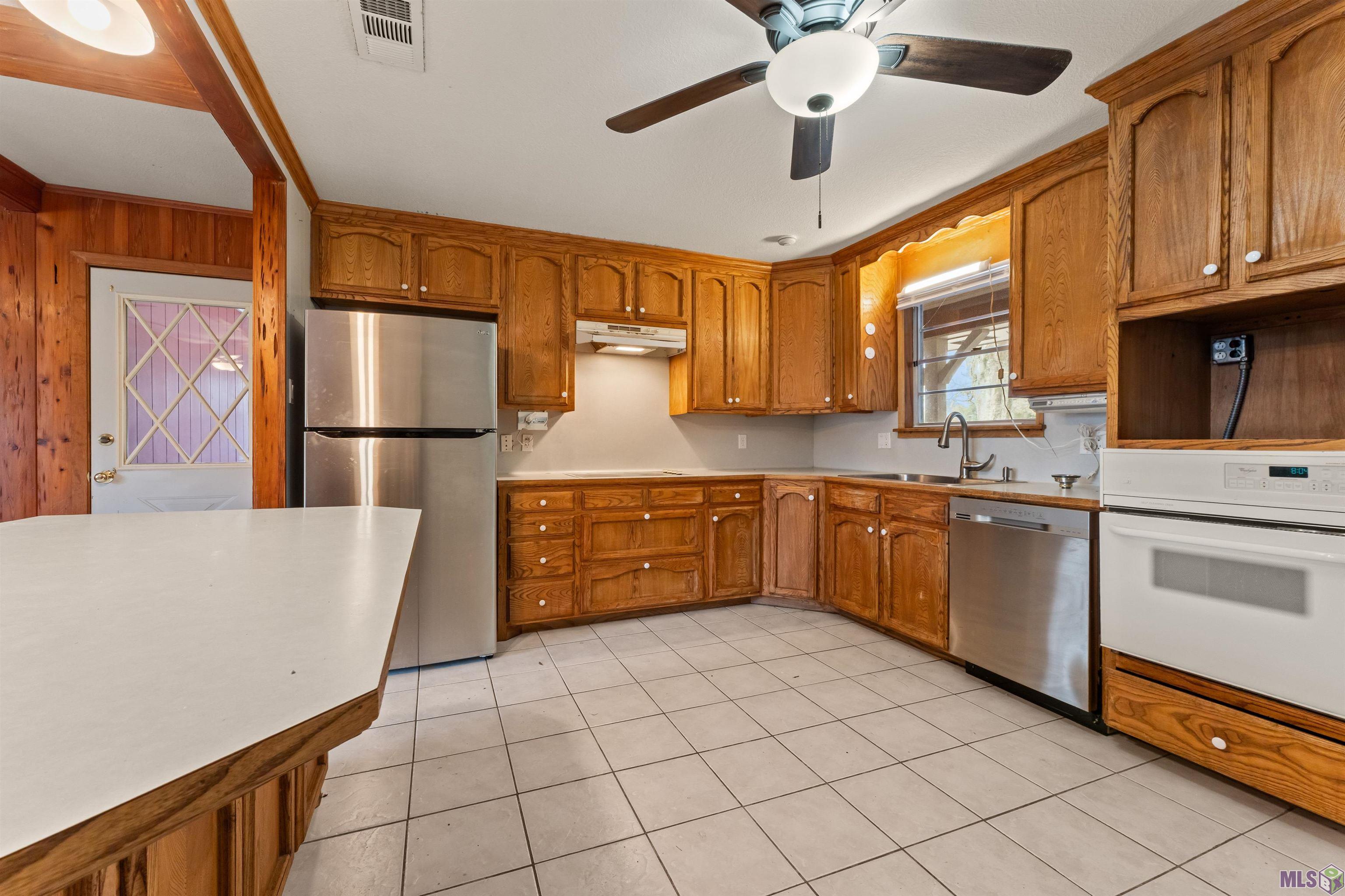 937 Westbrook Drive Baton Rouge, LA 70815 - Photo 5 of 14