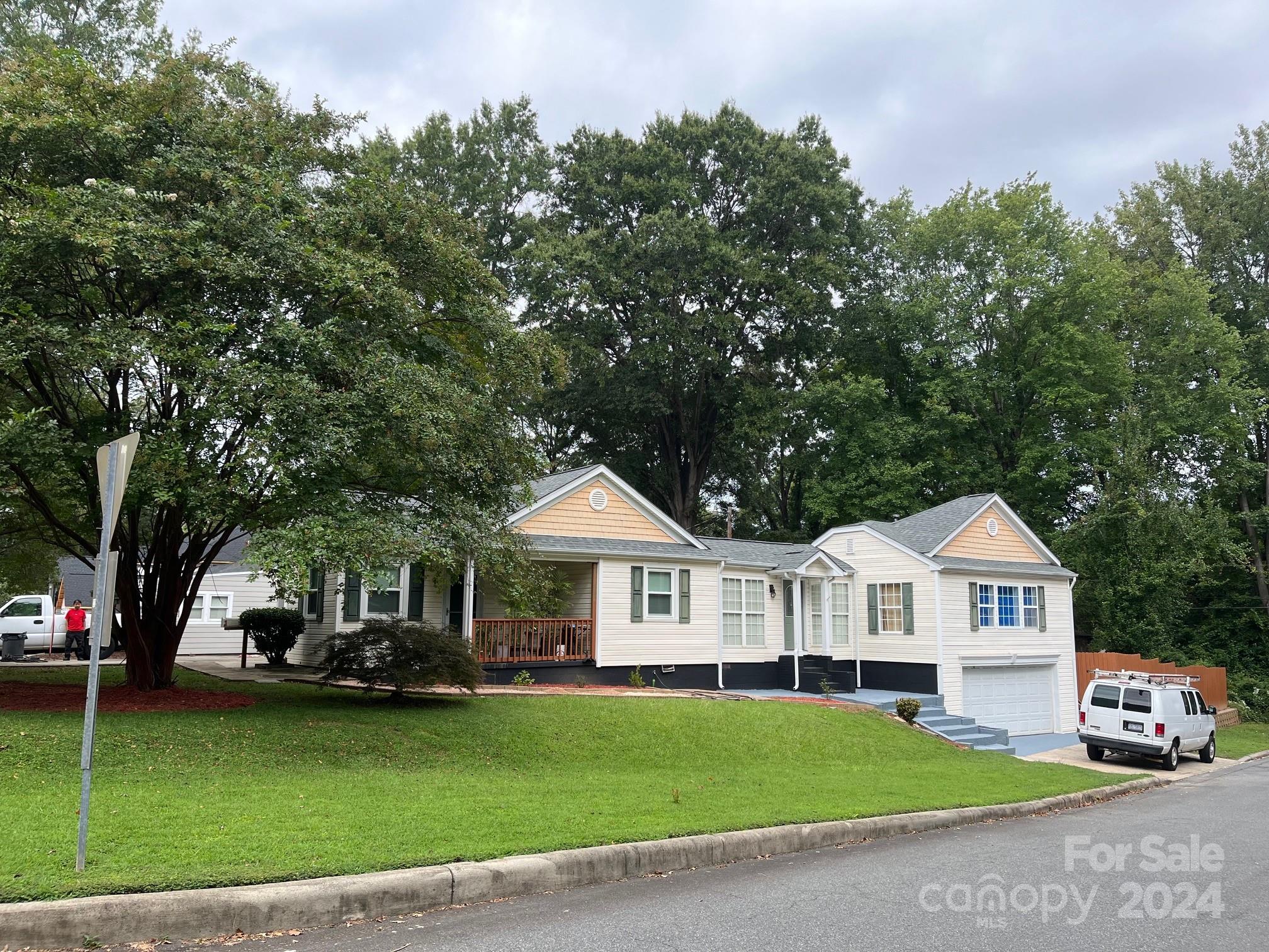 3329 Draper Avenue Charlotte, NC 28205 - Photo 1 of 19