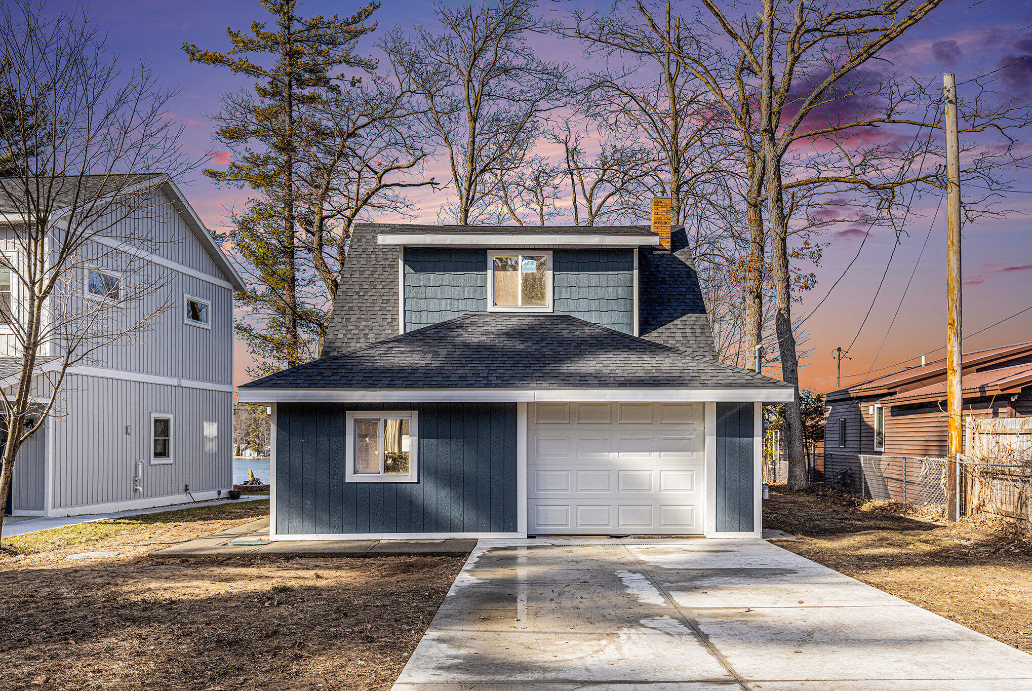 001_front_47-twilight_613