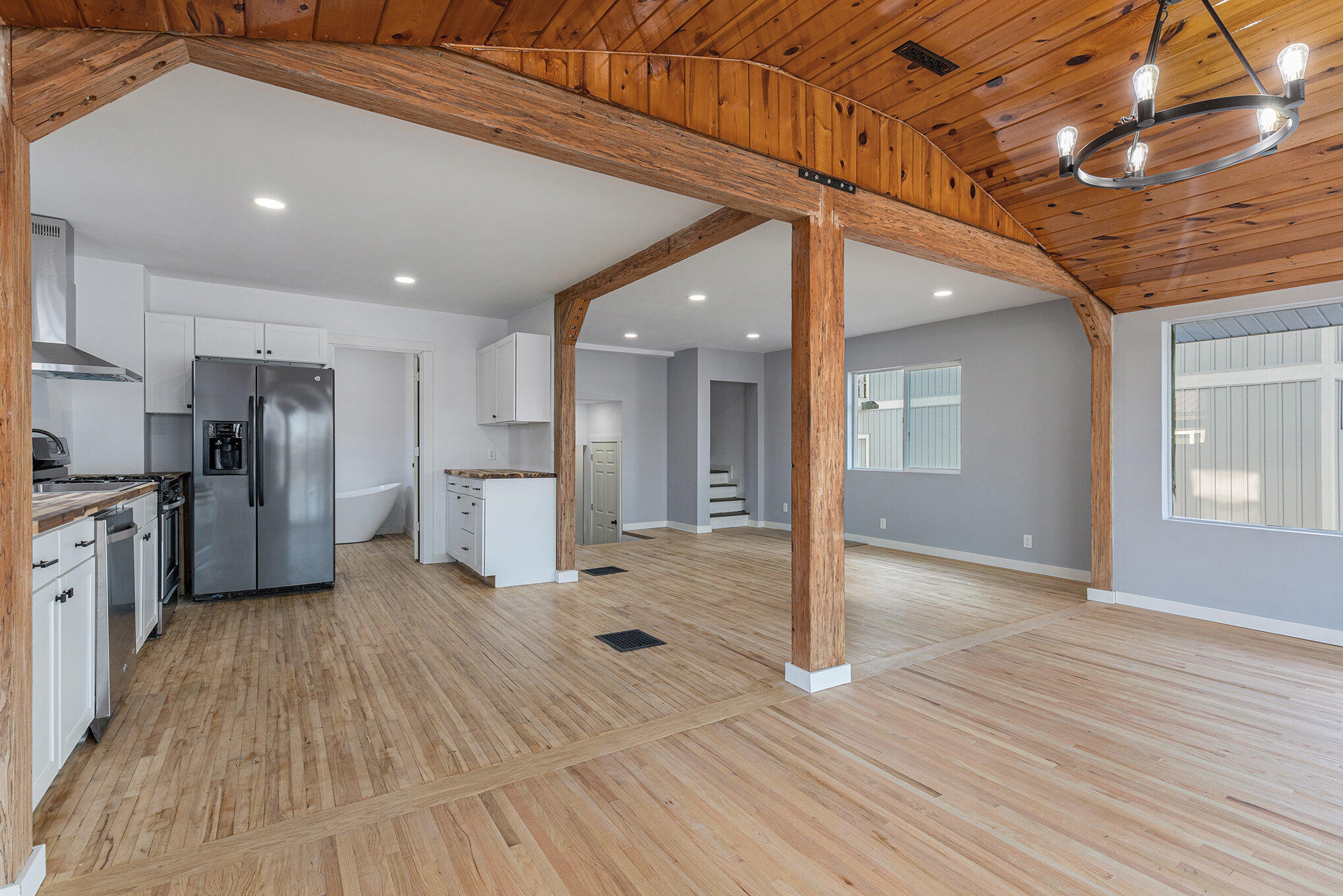 5557 Front Street Newaygo, MI 49337 - Photo 7 of 34 005_front_32_861