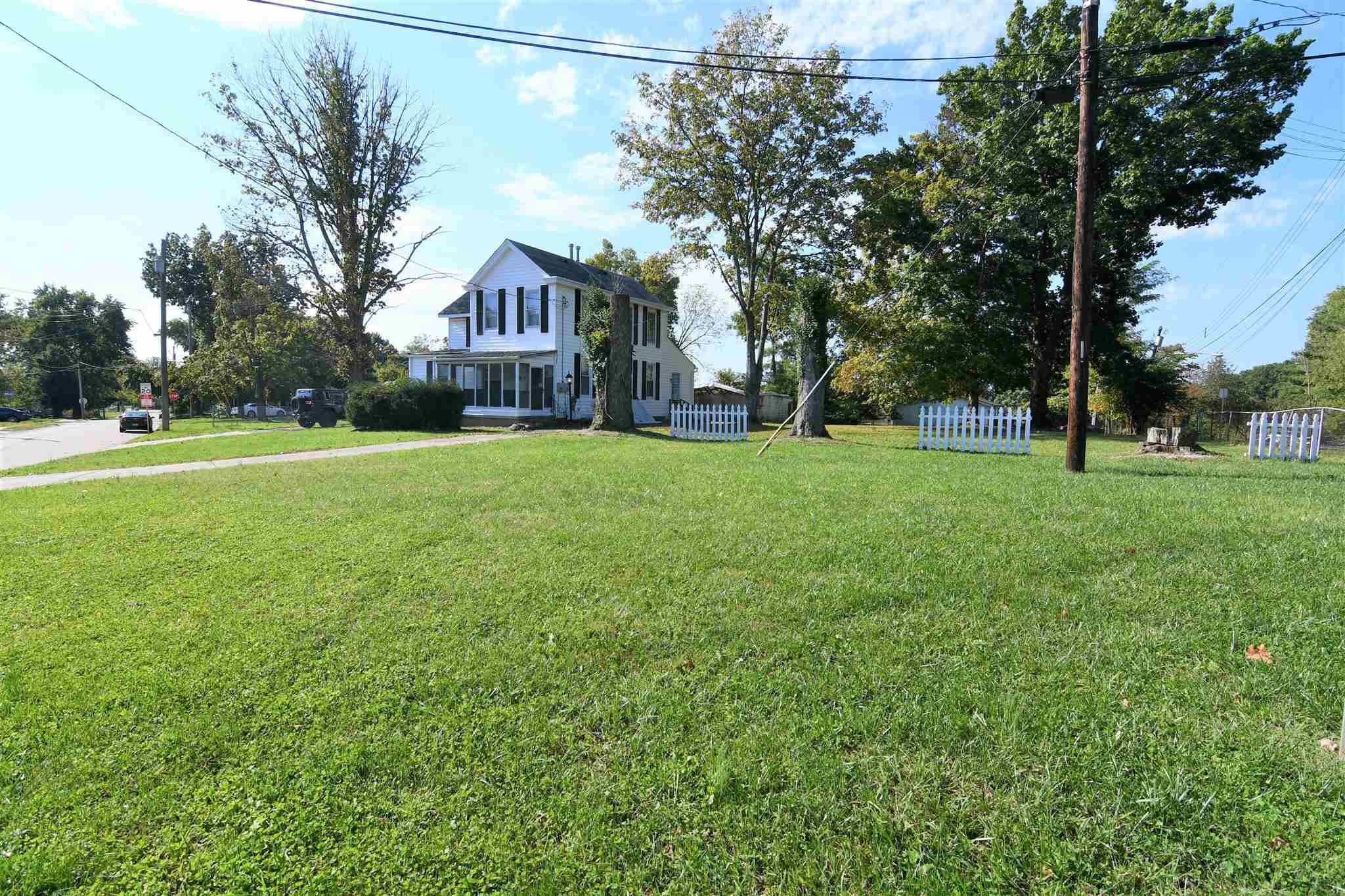 1114 Central Row Road Elsmere, KY 41018 - Photo 2 of 18